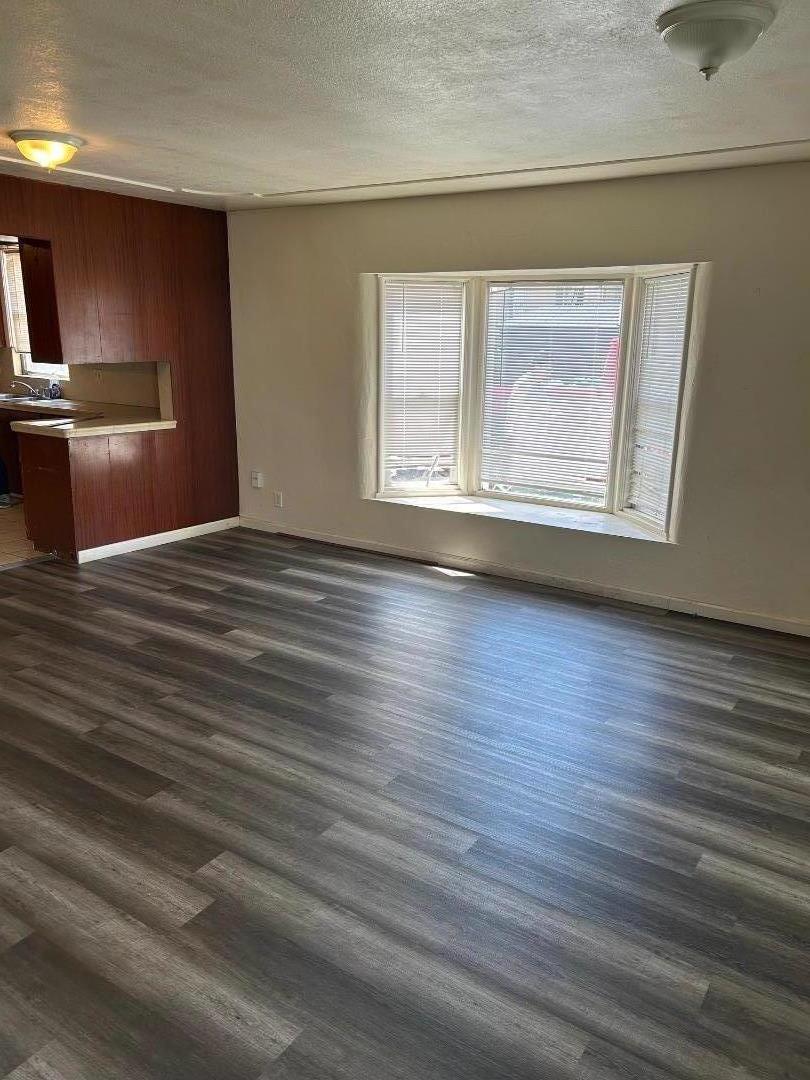 Detail Gallery Image 7 of 46 For 41 Wagner Ave, Watsonville,  CA 95076 - 4 Beds | 1/1 Baths