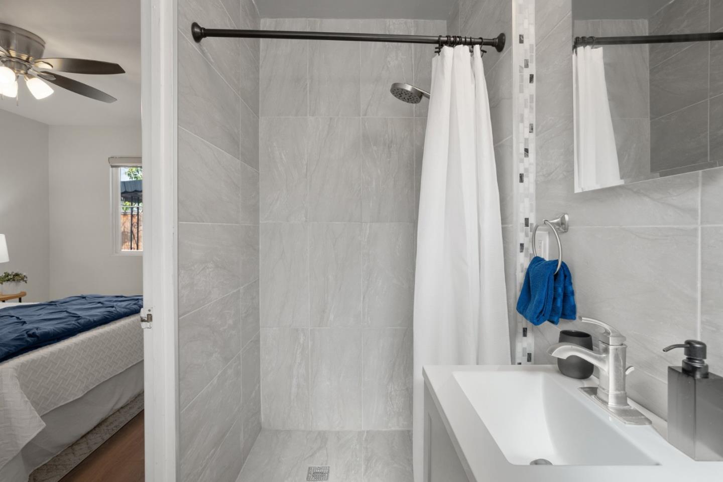Detail Gallery Image 10 of 20 For 3297 Mount Wilson Dr, San Jose,  CA 95127 - 3 Beds | 2 Baths