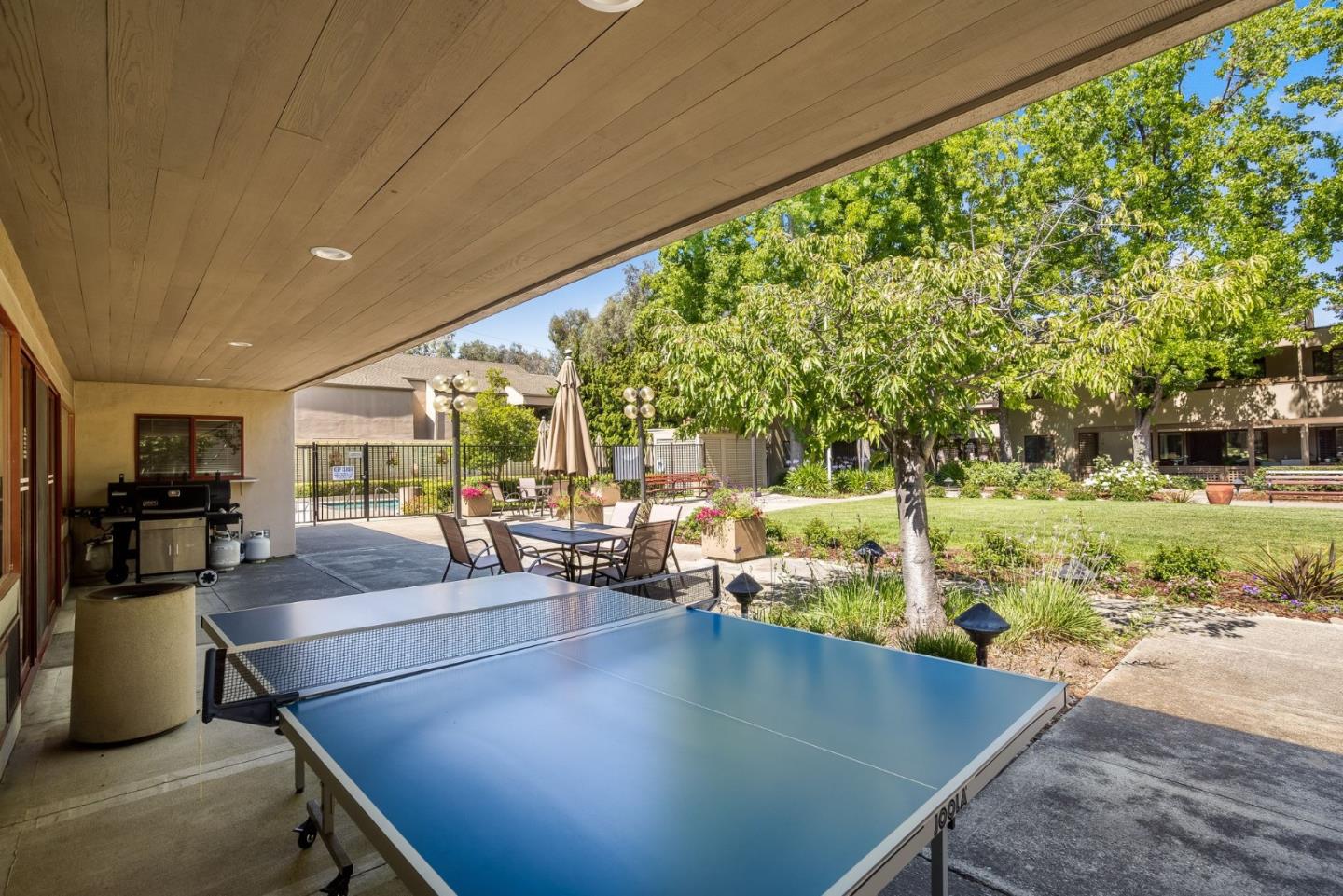 Detail Gallery Image 6 of 32 For 439 Alberto #209,  Los Gatos,  CA 95032 - 2 Beds | 2 Baths