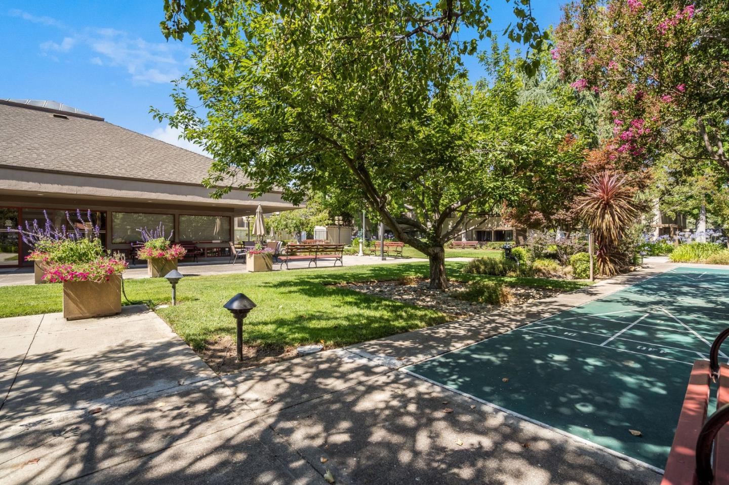 Detail Gallery Image 8 of 32 For 439 Alberto #209,  Los Gatos,  CA 95032 - 2 Beds | 2 Baths