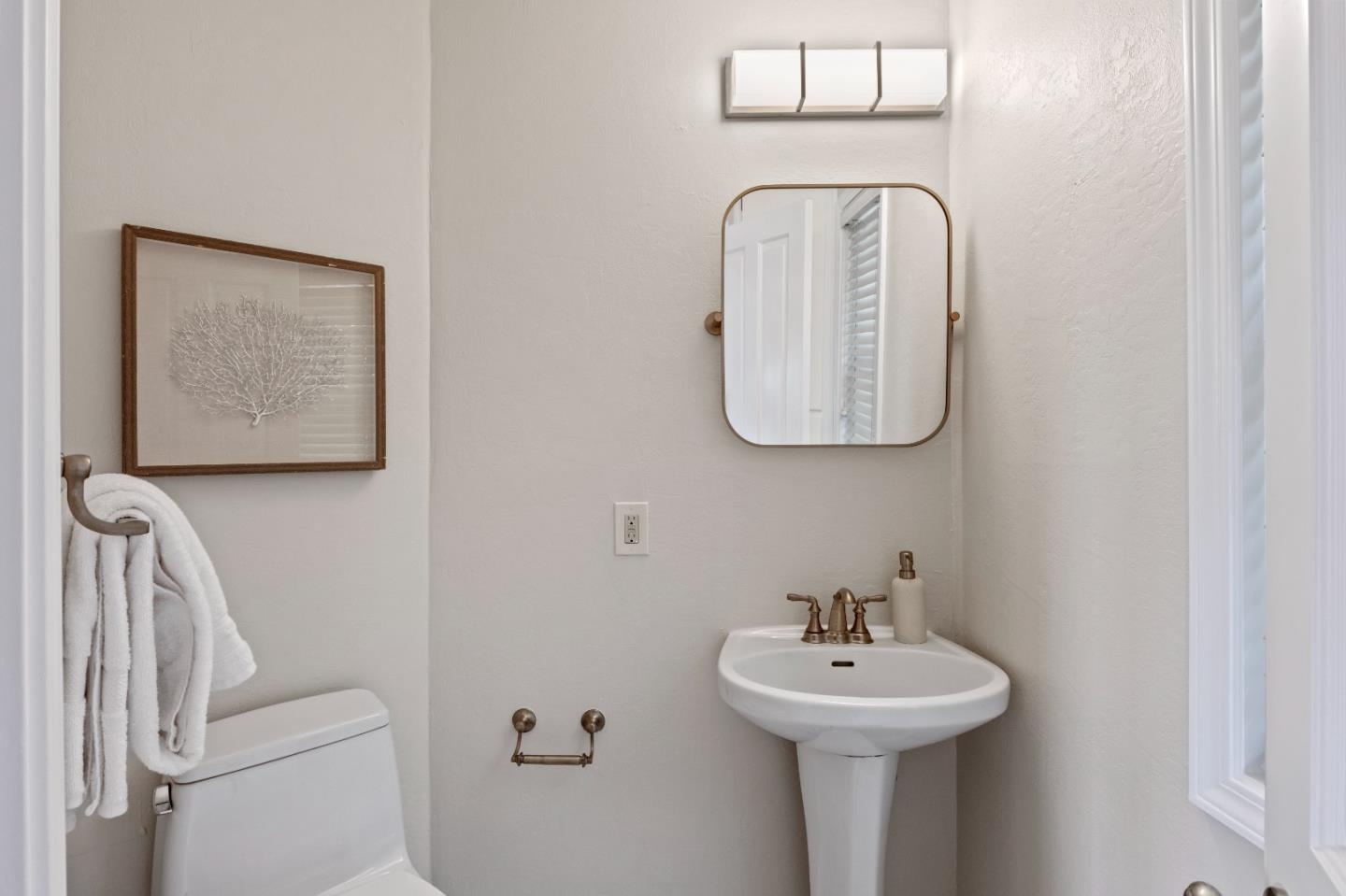 Detail Gallery Image 44 of 81 For 17009 Crothers Rd, San Jose,  CA 95127 - 5 Beds | 3/1 Baths
