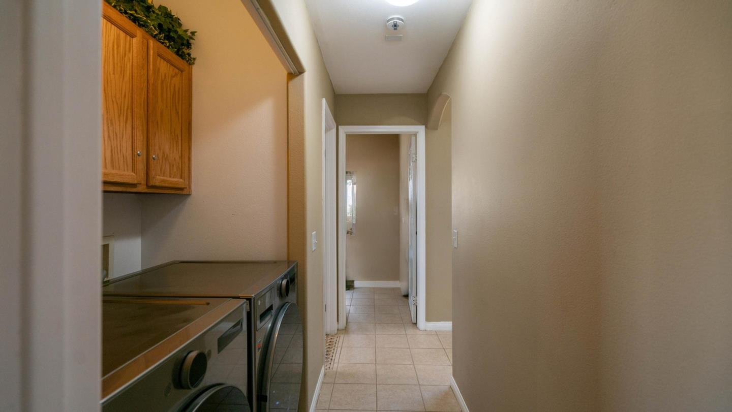 Detail Gallery Image 9 of 21 For 66795 1st St, Desert Hot Springs,  CA 92240 - 3 Beds | 2 Baths
