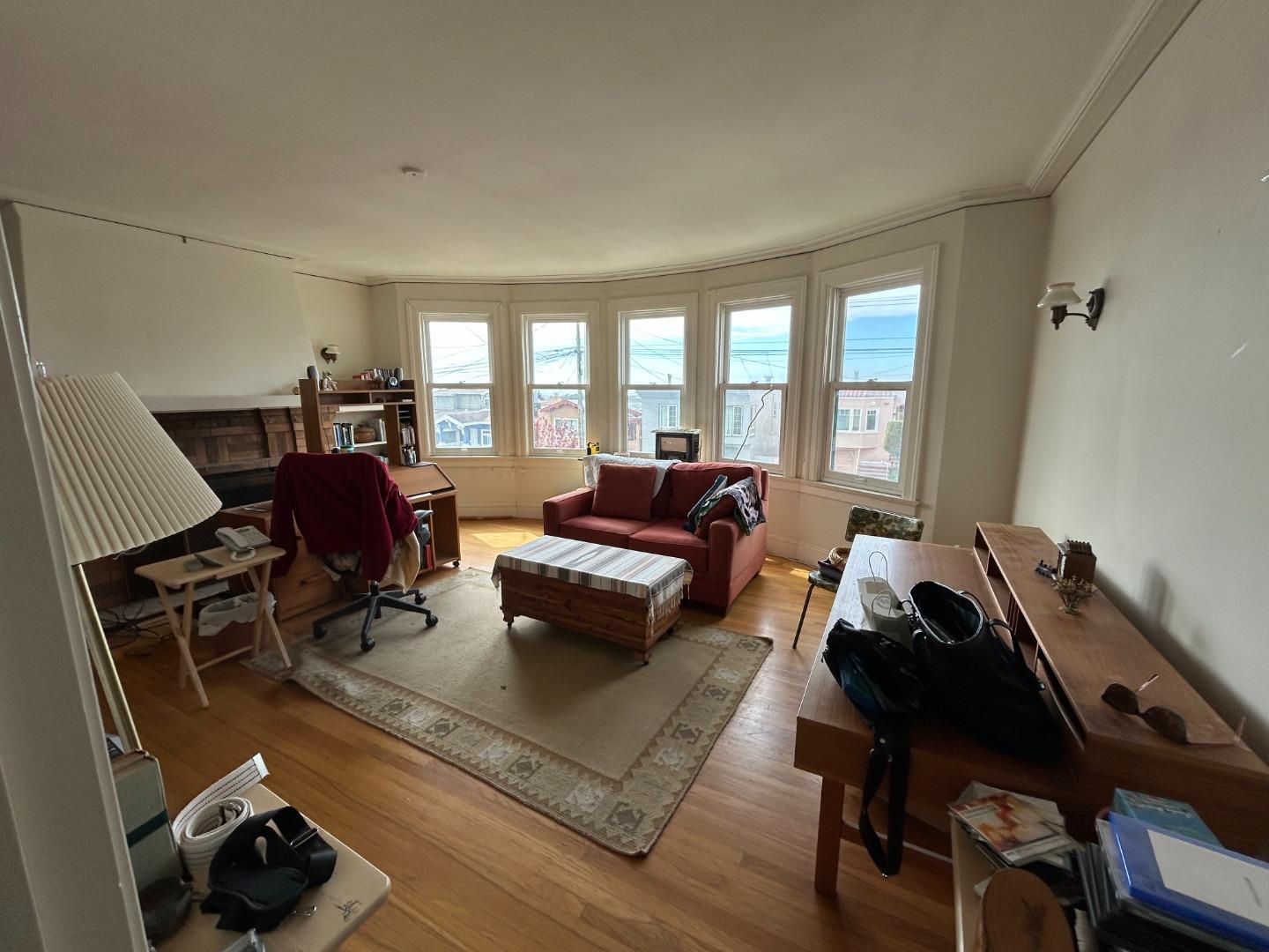 Detail Gallery Image 7 of 10 For 2434 20th Ave, San Francisco,  CA 94116 - 2 Beds | 1 Baths