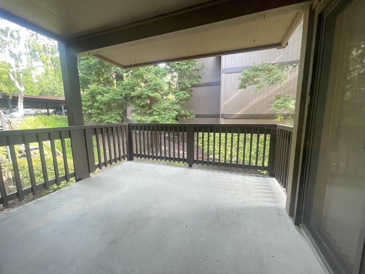 Detail Gallery Image 4 of 26 For 3316 Brittan Ave #12,  San Carlos,  CA 94070 - 3 Beds | 2 Baths