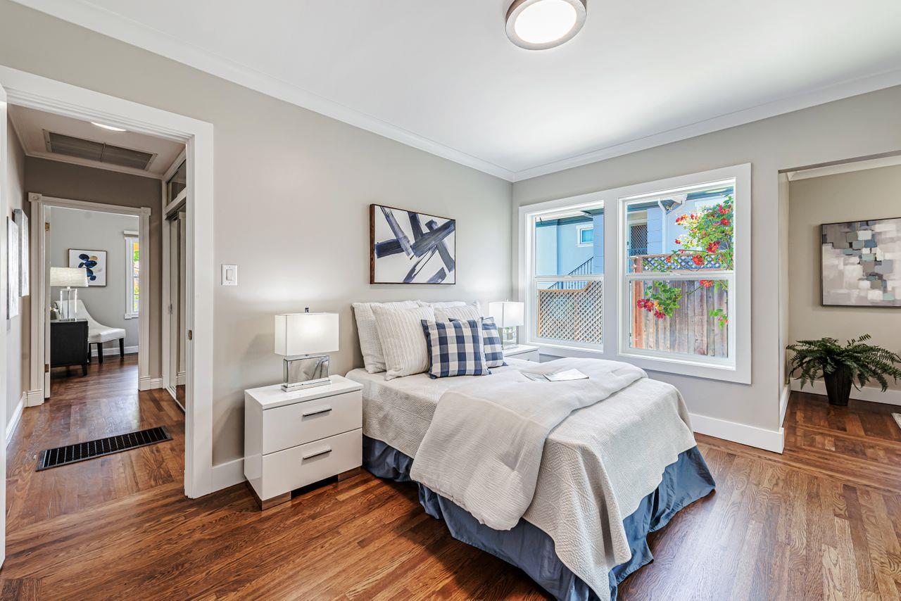 Detail Gallery Image 10 of 36 For 17 Clarendon Rd, Burlingame,  CA 94010 - 2 Beds | 1 Baths