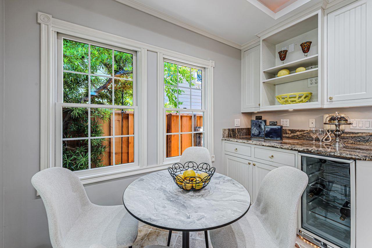 Detail Gallery Image 19 of 36 For 17 Clarendon Rd, Burlingame,  CA 94010 - 2 Beds | 1 Baths