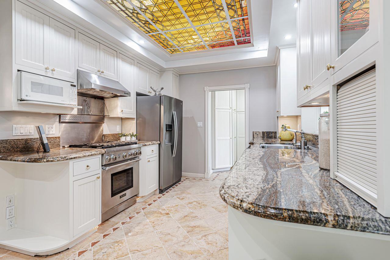 Detail Gallery Image 21 of 36 For 17 Clarendon Rd, Burlingame,  CA 94010 - 2 Beds | 1 Baths