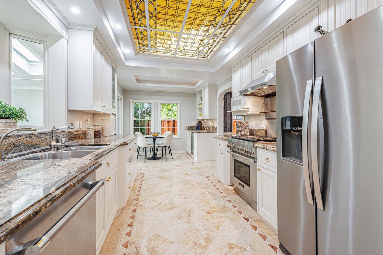 Detail Gallery Image 25 of 36 For 17 Clarendon Rd, Burlingame,  CA 94010 - 2 Beds | 1 Baths