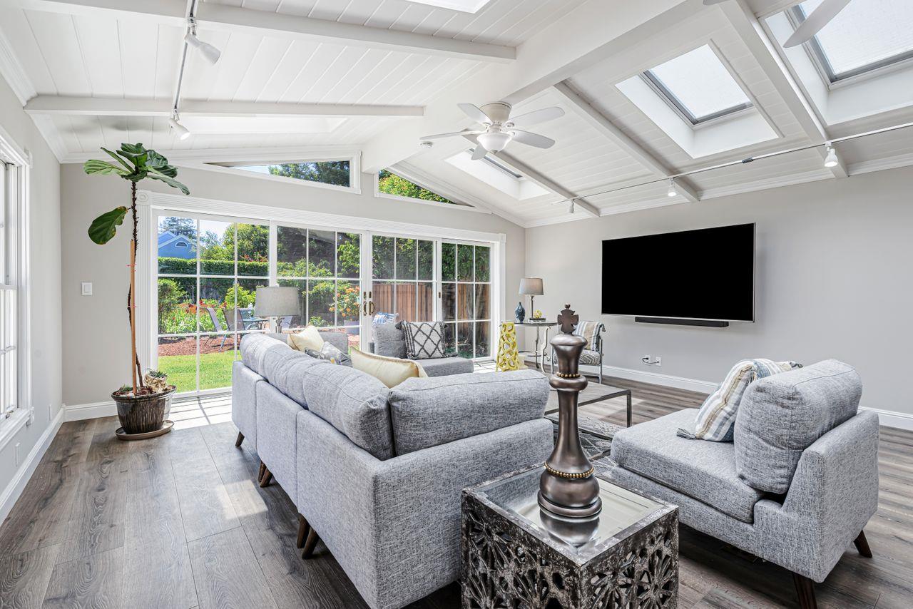 Detail Gallery Image 28 of 36 For 17 Clarendon Rd, Burlingame,  CA 94010 - 2 Beds | 1 Baths
