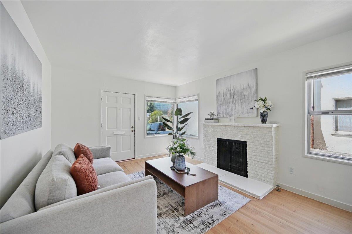Detail Gallery Image 7 of 52 For 260 Behrens St, El Cerrito,  CA 94530 - 3 Beds | 3 Baths