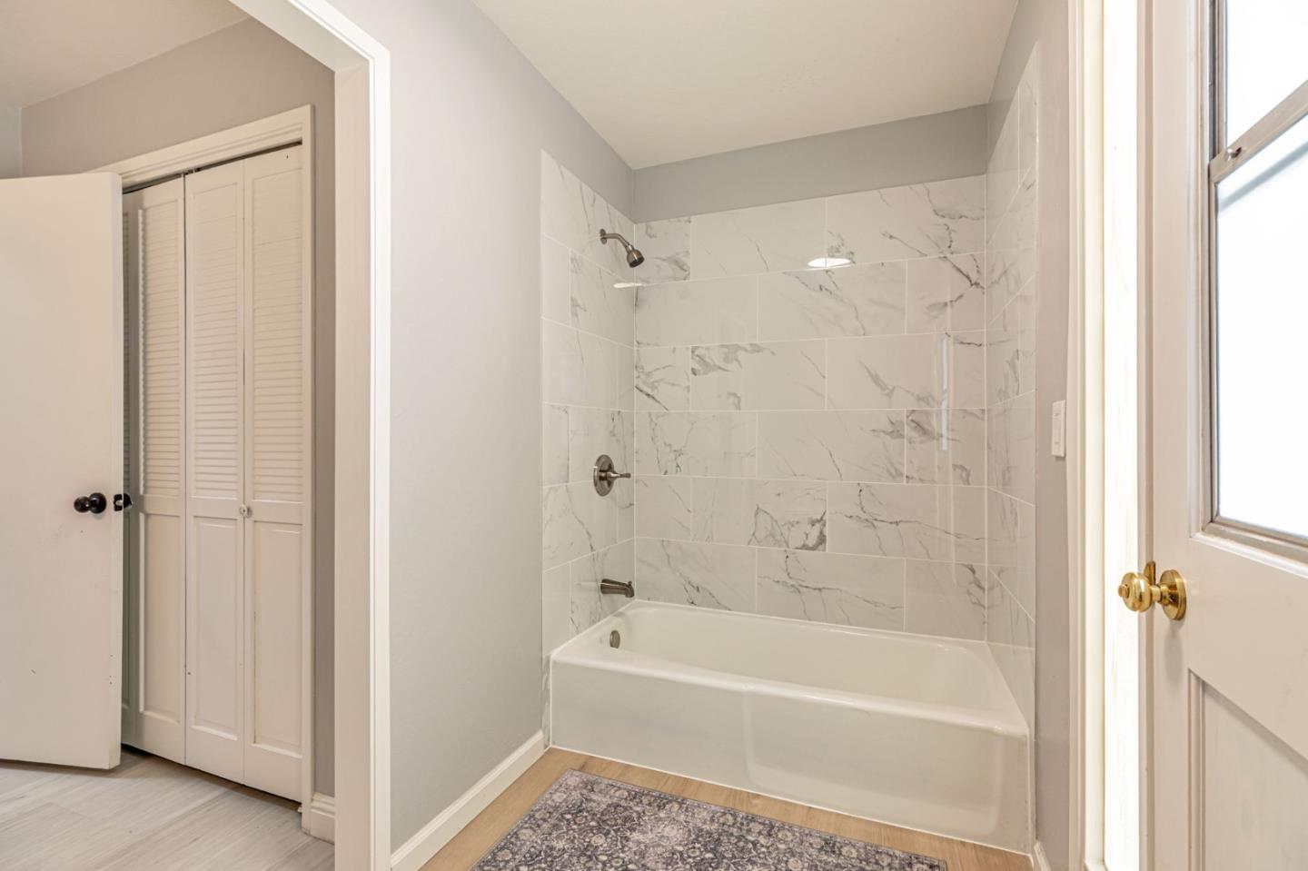 Detail Gallery Image 25 of 28 For 445 Marks Dr, Hollister,  CA 95023 - 3 Beds | 2 Baths