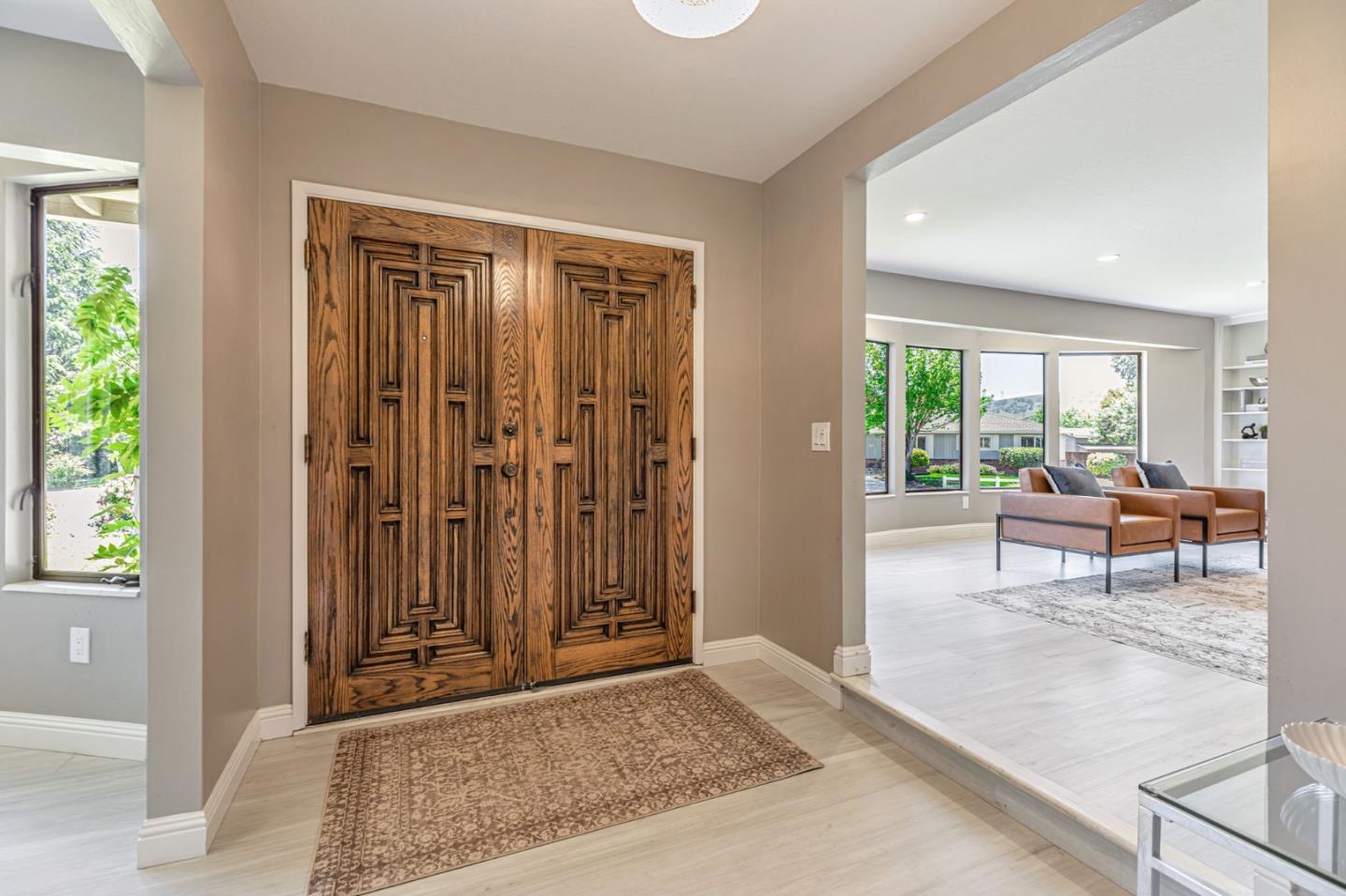 Detail Gallery Image 5 of 28 For 445 Marks Dr, Hollister,  CA 95023 - 3 Beds | 2 Baths