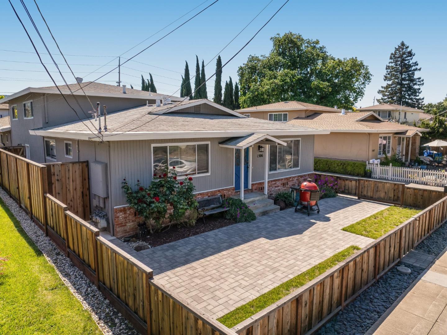 Detail Gallery Image 3 of 20 For 1506-1508 Kentfield Ave, Redwood City,  CA 94061 - – Beds | – Baths