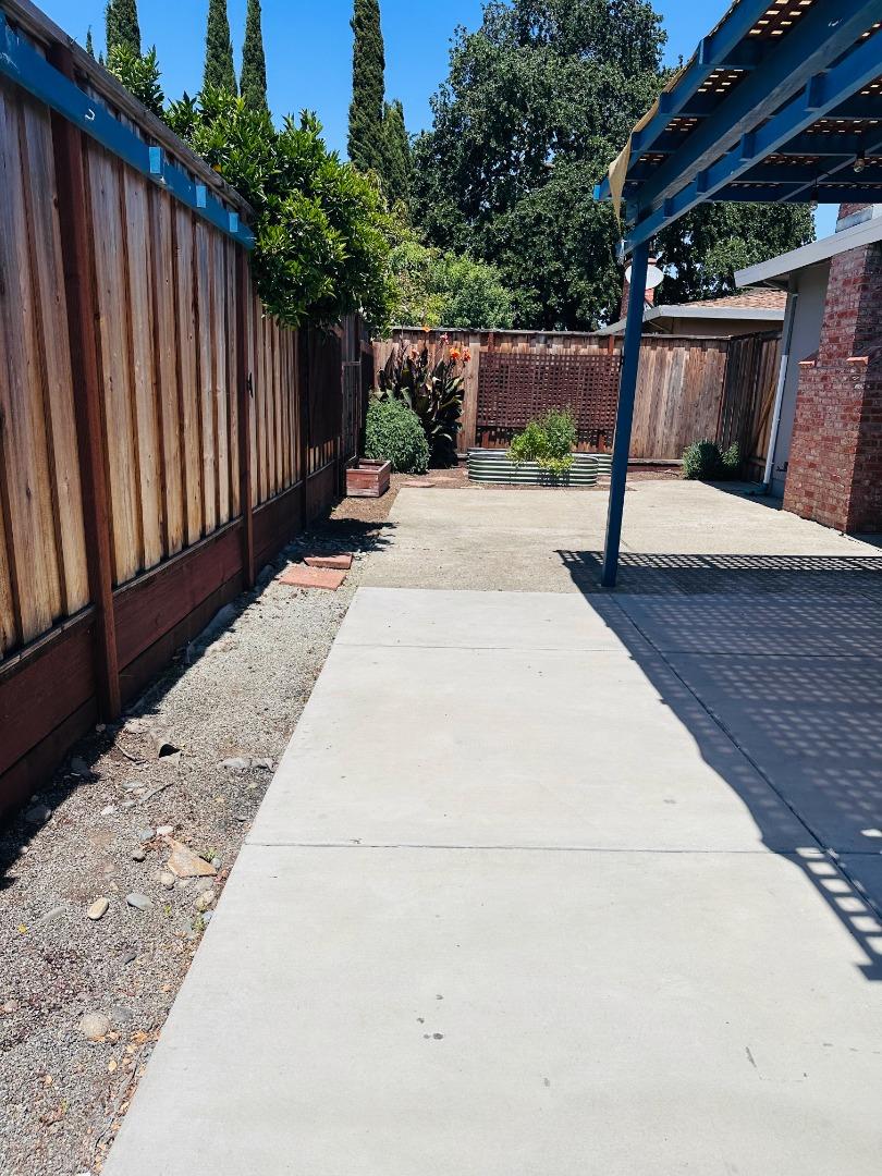 Detail Gallery Image 34 of 42 For 1506-1508 Kentfield Ave, Redwood City,  CA 94061 - – Beds | – Baths