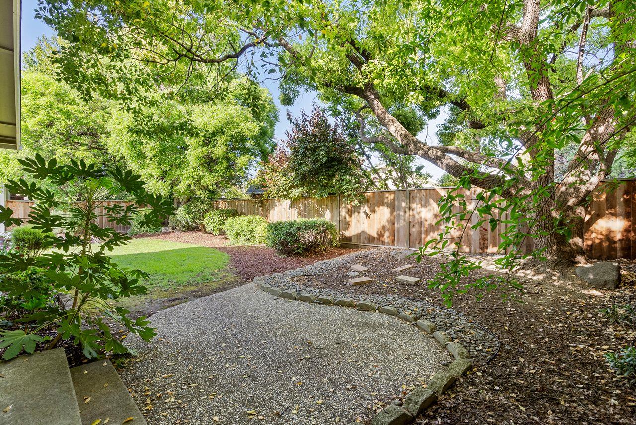 Detail Gallery Image 18 of 19 For 1510 via Cancion, San Jose,  CA 95128 - 3 Beds | 2 Baths