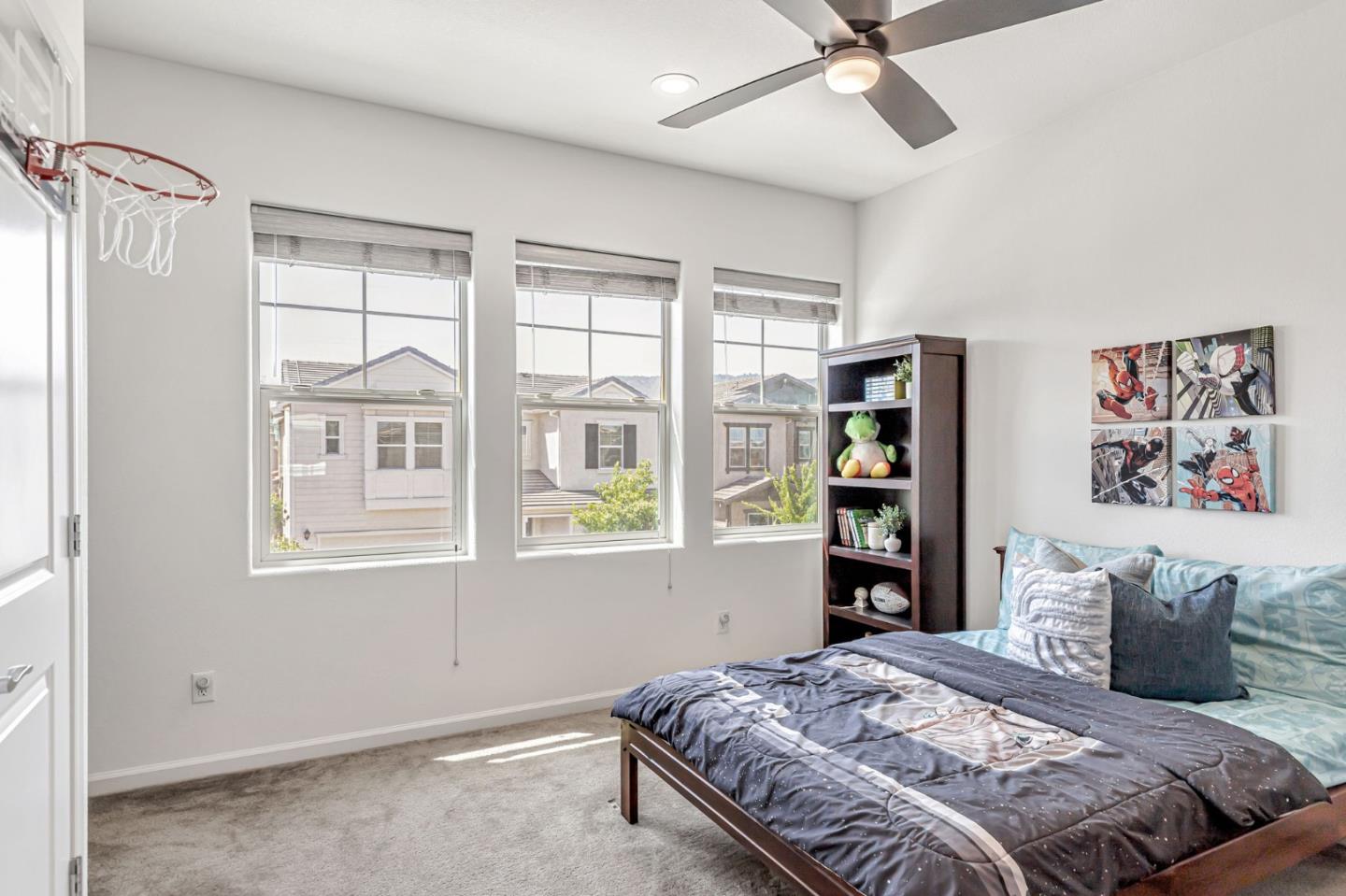 Detail Gallery Image 24 of 61 For 725 Sullivan Way, Gilroy,  CA 95020 - 4 Beds | 3 Baths