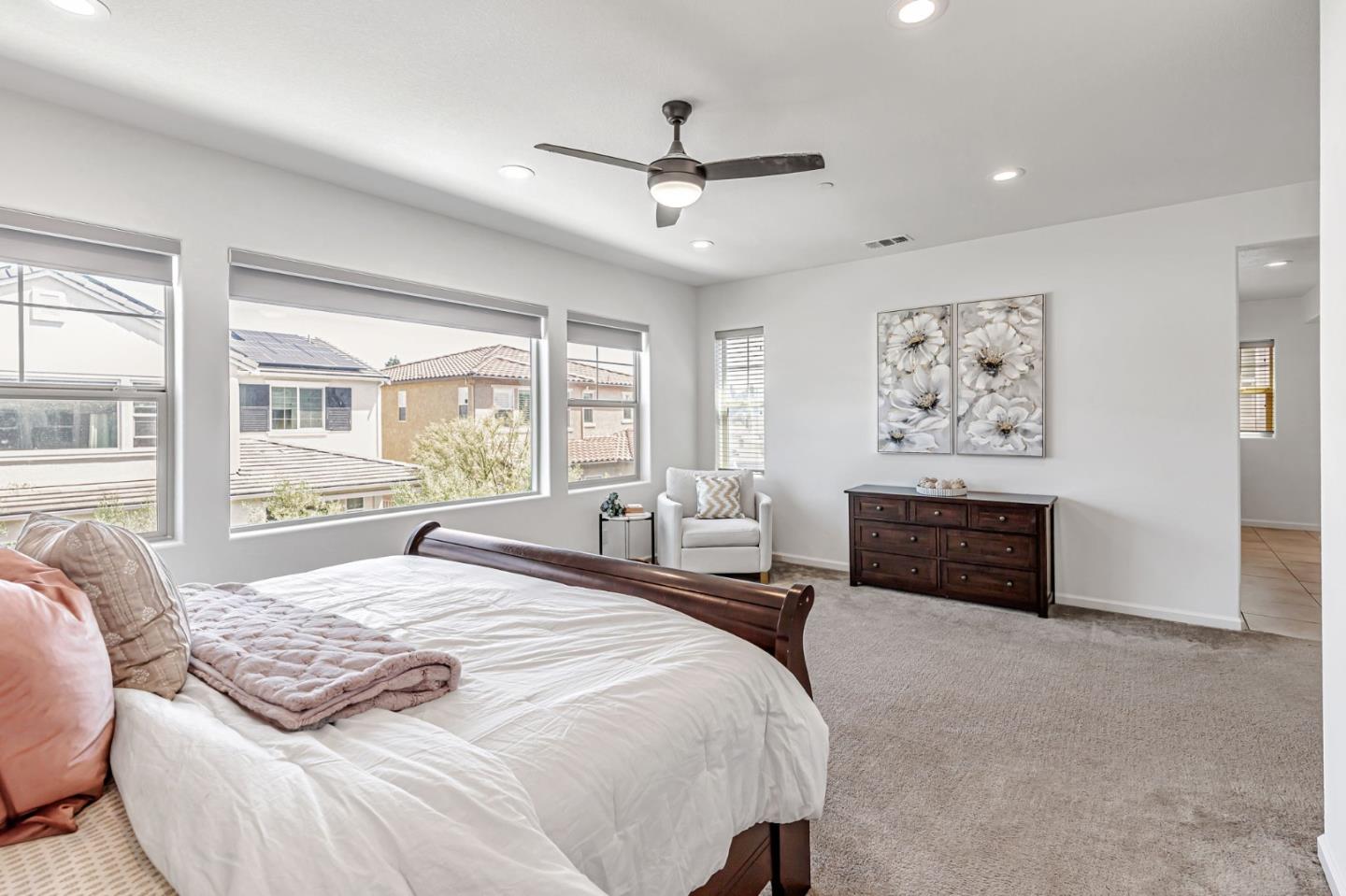 Detail Gallery Image 34 of 61 For 725 Sullivan Way, Gilroy,  CA 95020 - 4 Beds | 3 Baths