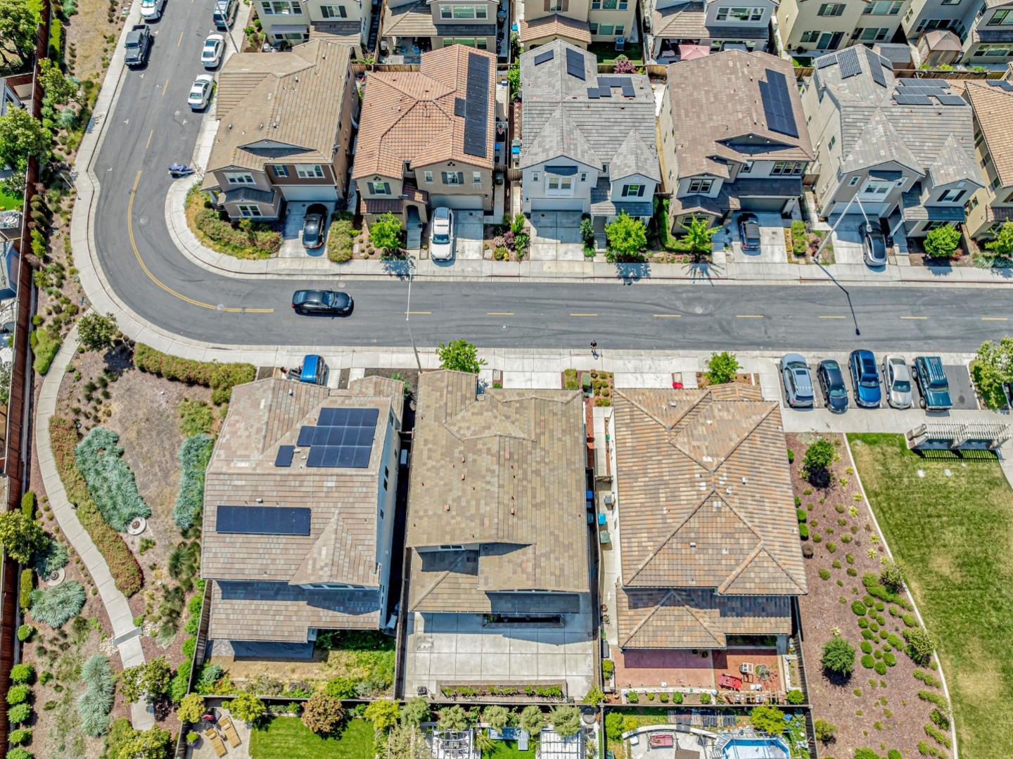 Detail Gallery Image 54 of 61 For 725 Sullivan Way, Gilroy,  CA 95020 - 4 Beds | 3 Baths