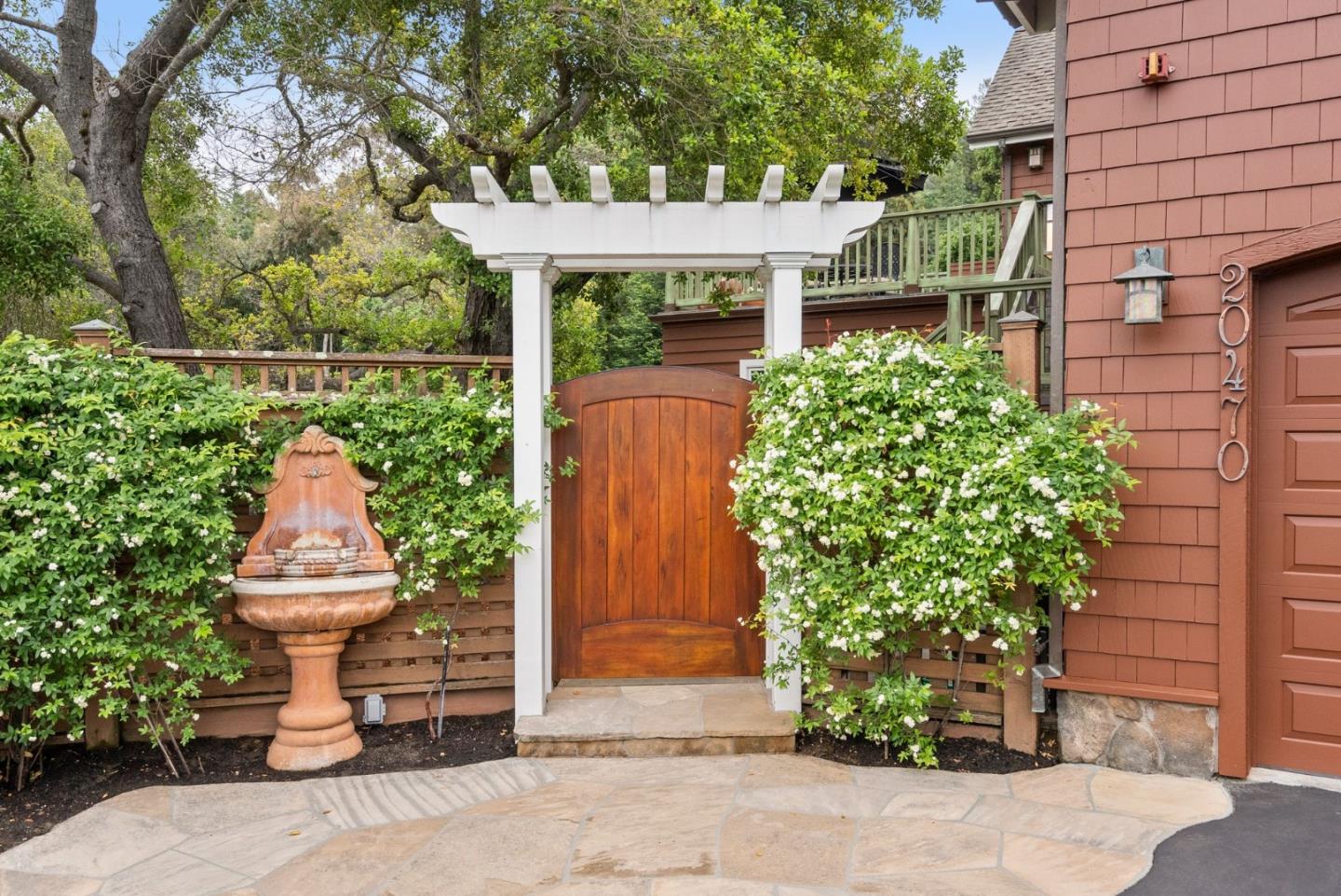 Detail Gallery Image 6 of 58 For 20470 Montalvo Heights Dr, Saratoga,  CA 95070 - 4 Beds | 5 Baths