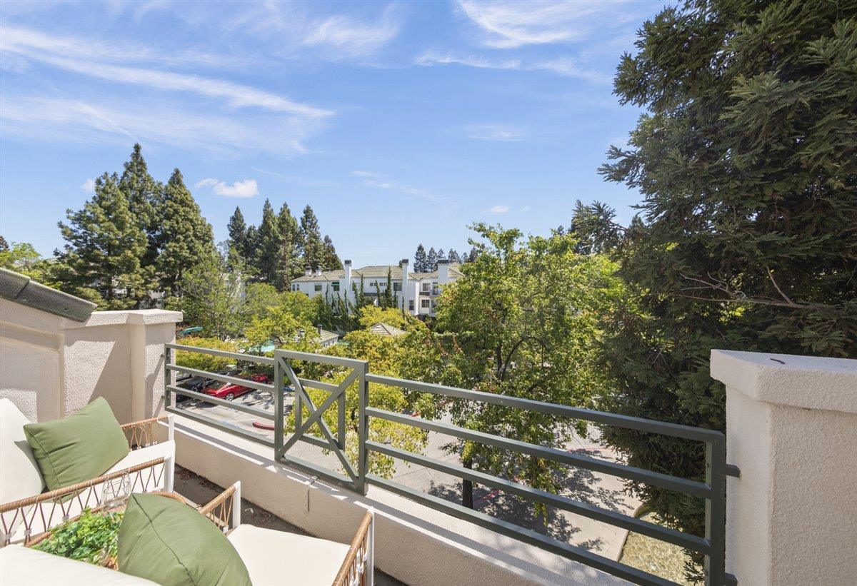 Detail Gallery Image 22 of 27 For 440 Navaro Place #205,  San Jose,  CA 95134 - 2 Beds | 2 Baths