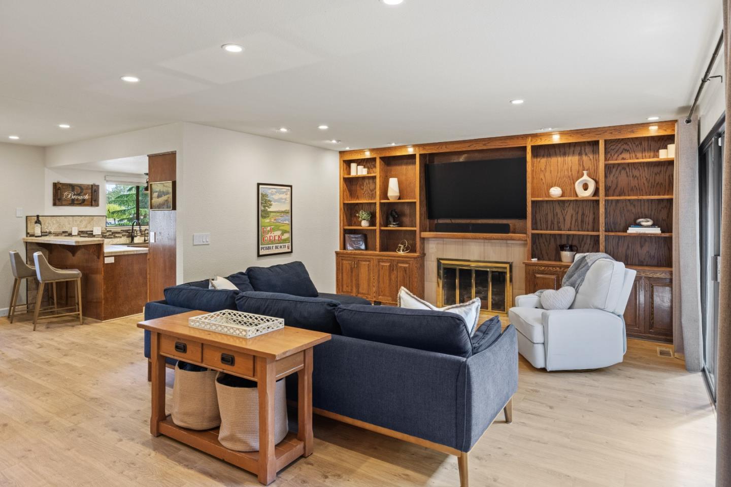 Detail Gallery Image 11 of 45 For 23799 Monterey-Salinas Hwy #35,  Salinas,  CA 93908 - 2 Beds | 2 Baths