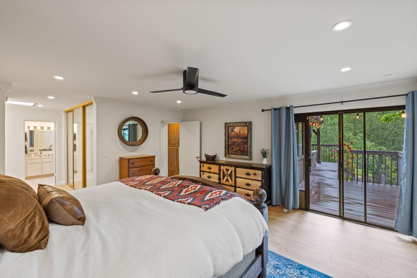 Detail Gallery Image 15 of 45 For 23799 Monterey-Salinas Hwy #35,  Salinas,  CA 93908 - 2 Beds | 2 Baths