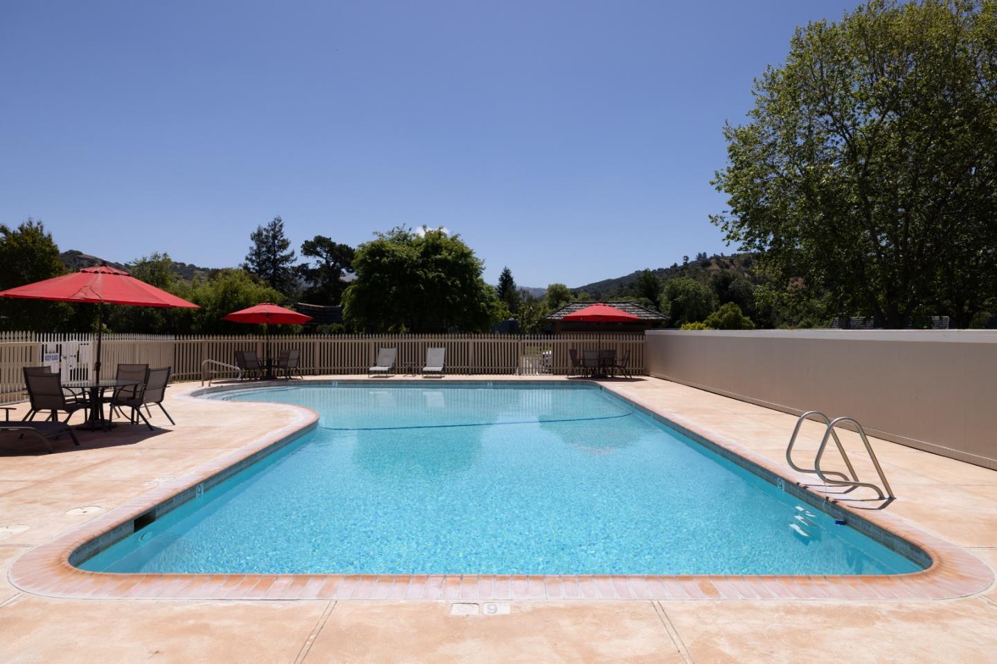 Detail Gallery Image 37 of 45 For 23799 Monterey-Salinas Hwy #35,  Salinas,  CA 93908 - 2 Beds | 2 Baths