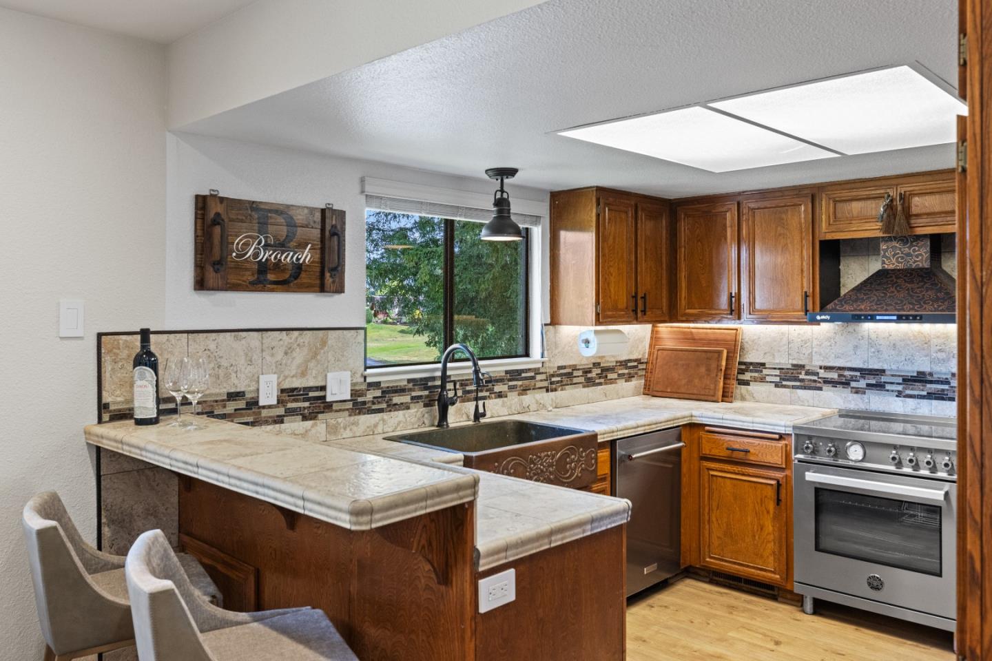 Detail Gallery Image 7 of 45 For 23799 Monterey-Salinas Hwy #35,  Salinas,  CA 93908 - 2 Beds | 2 Baths