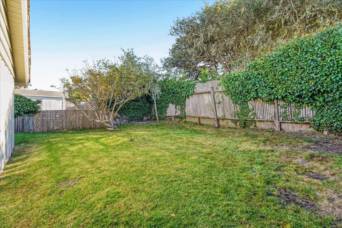 Detail Gallery Image 29 of 43 For 65 17 Mile Dr, Pacific Grove,  CA 93950 - 2 Beds | 1/1 Baths