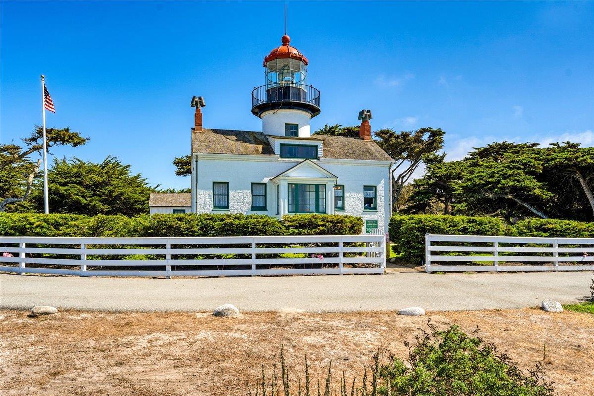 Detail Gallery Image 36 of 43 For 65 17 Mile Dr, Pacific Grove,  CA 93950 - 2 Beds | 1/1 Baths