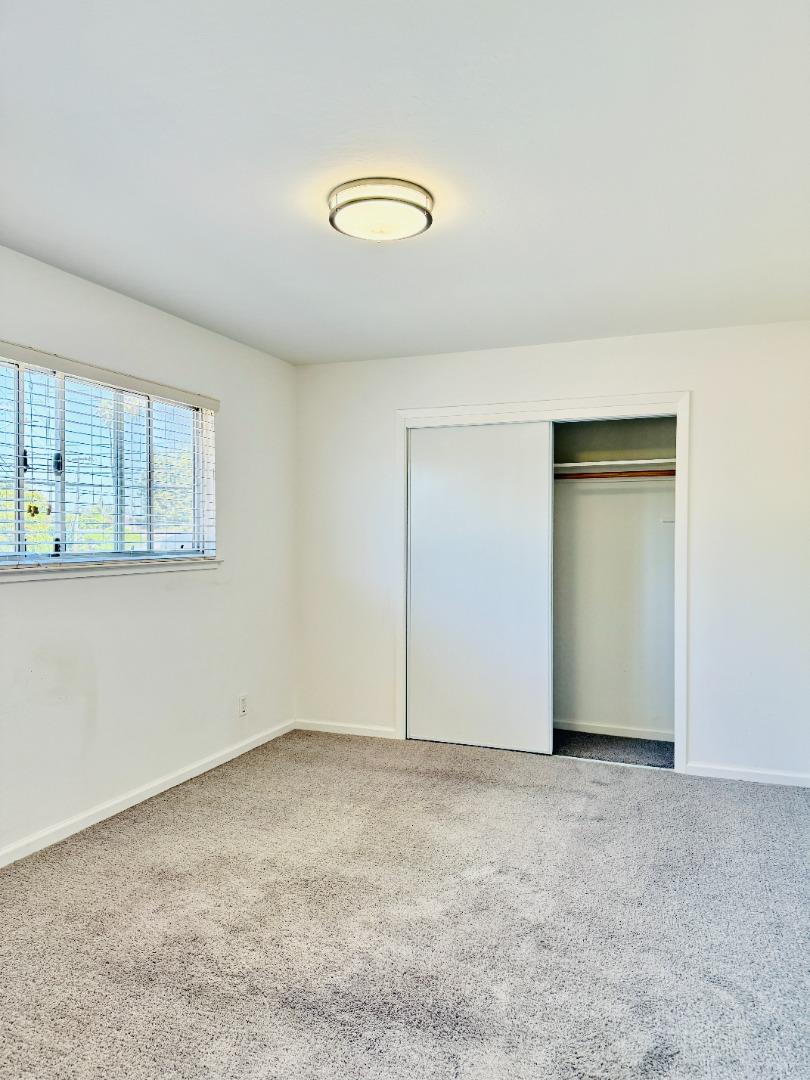 Detail Gallery Image 23 of 39 For 1506-1508 Kentfield Ave, Redwood City,  CA 94061 - 4 Beds | 3 Baths