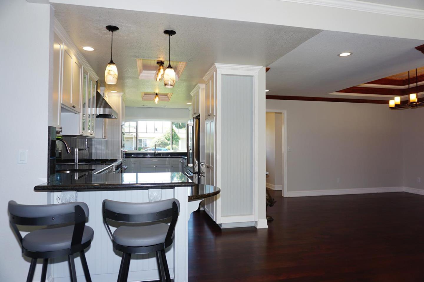 Detail Gallery Image 5 of 19 For 20385 Silverado Ave, Cupertino,  CA 95014 - 4 Beds | 2/1 Baths