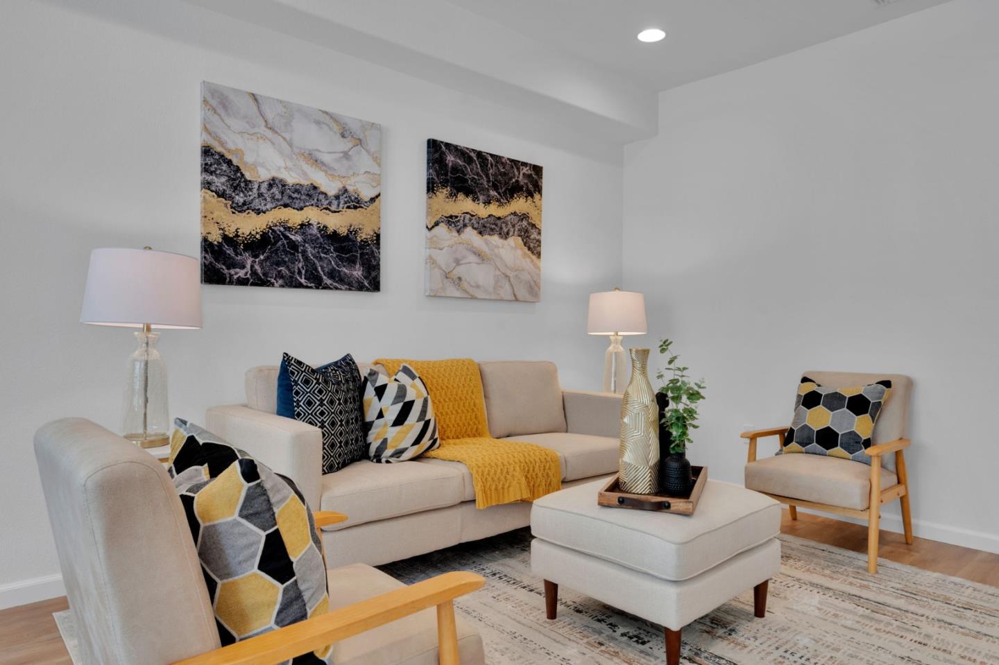 Detail Gallery Image 16 of 64 For 159 Sapphire Ln, Morgan Hill,  CA 95037 - 4 Beds | 3 Baths