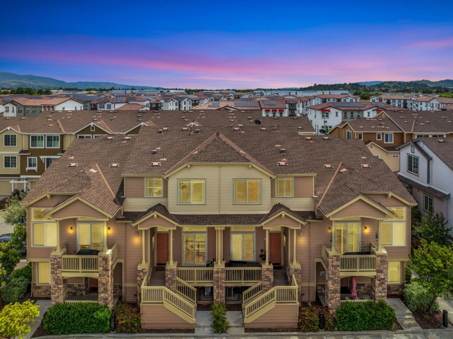 Detail Gallery Image 2 of 64 For 159 Sapphire Ln, Morgan Hill,  CA 95037 - 4 Beds | 3 Baths