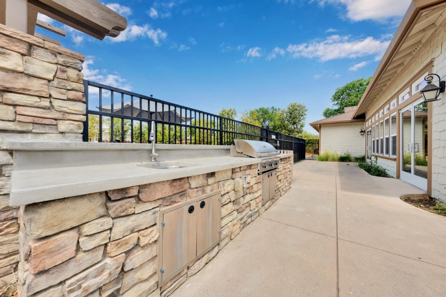Detail Gallery Image 53 of 64 For 159 Sapphire Ln, Morgan Hill,  CA 95037 - 4 Beds | 3 Baths