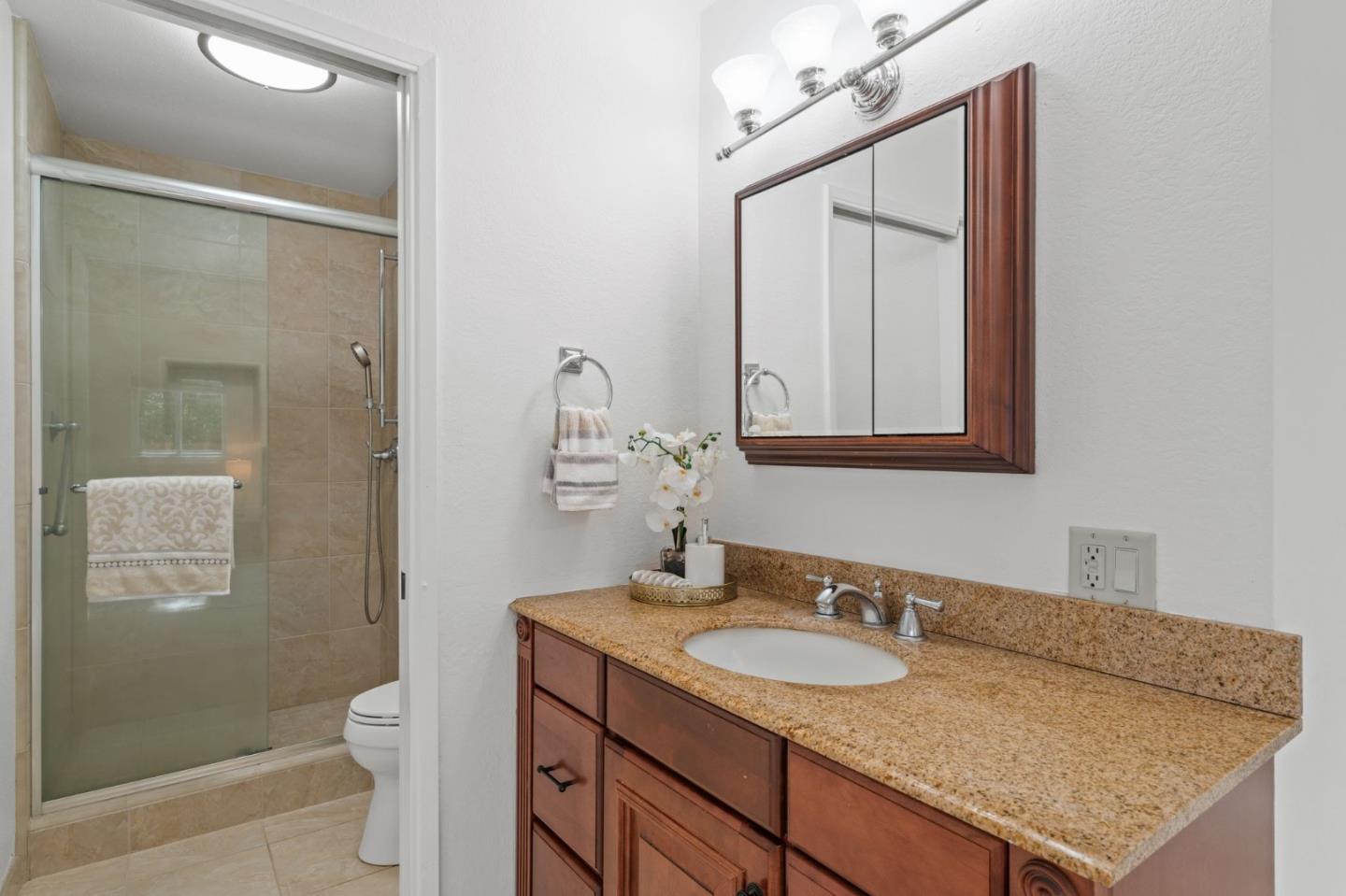 Detail Gallery Image 18 of 24 For 900 Plymouth Dr, Gilroy,  CA 95020 - 4 Beds | 2 Baths