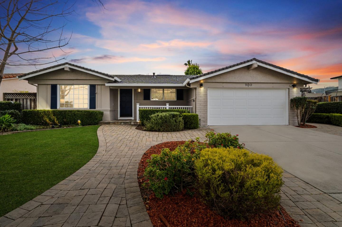 Detail Gallery Image 2 of 24 For 900 Plymouth Dr, Gilroy,  CA 95020 - 4 Beds | 2 Baths