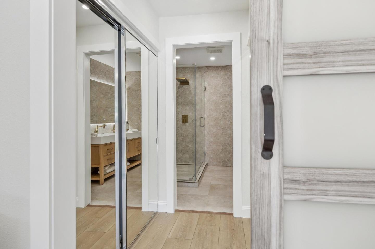 Detail Gallery Image 25 of 70 For 188 S Bernardo Ave, Sunnyvale,  CA 94086 - 3 Beds | 3 Baths