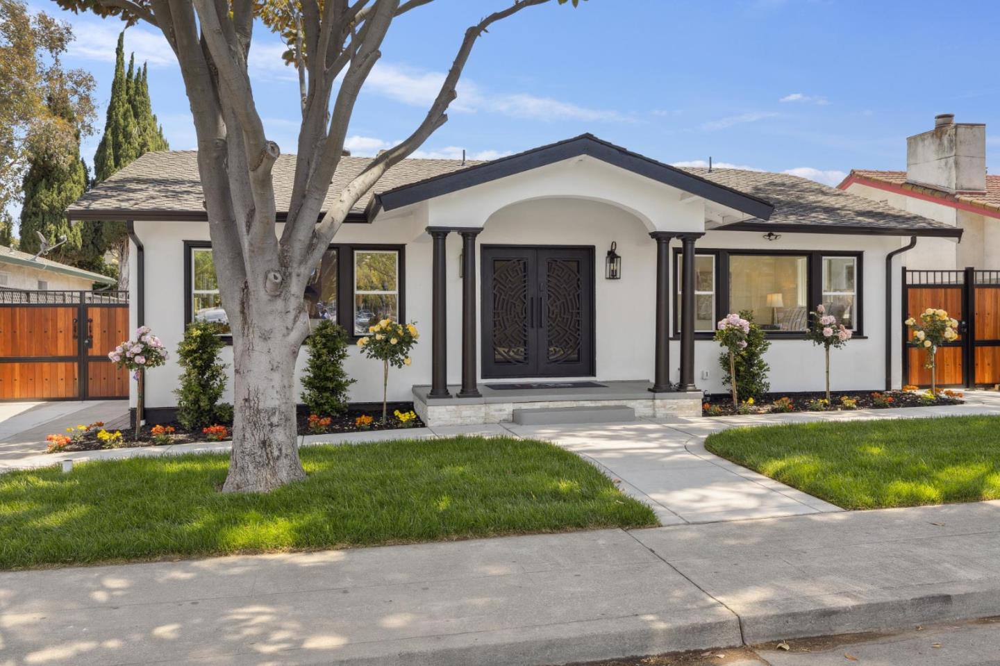 Detail Gallery Image 4 of 70 For 188 S Bernardo Ave, Sunnyvale,  CA 94086 - 3 Beds | 3 Baths
