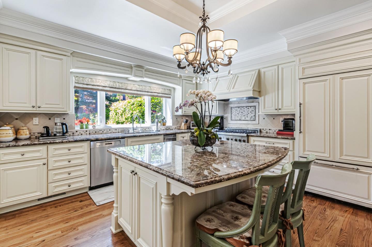 Detail Gallery Image 20 of 69 For 12308 Crayside Ln, Saratoga,  CA 95070 - 5 Beds | 4/2 Baths