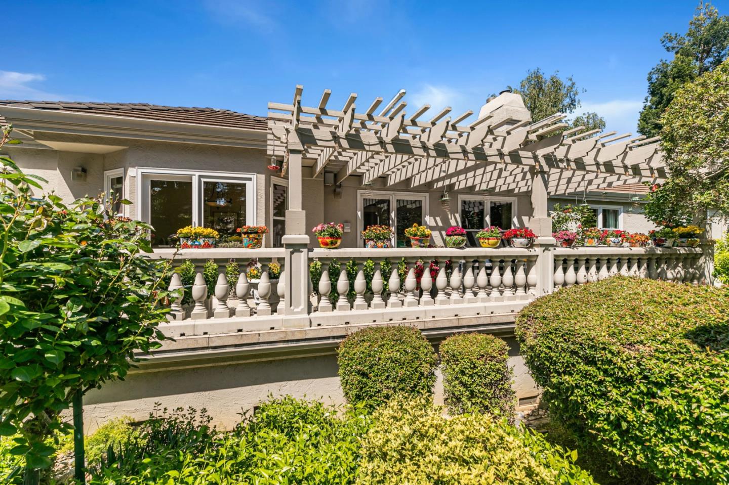 Detail Gallery Image 25 of 69 For 12308 Crayside Ln, Saratoga,  CA 95070 - 5 Beds | 4/2 Baths