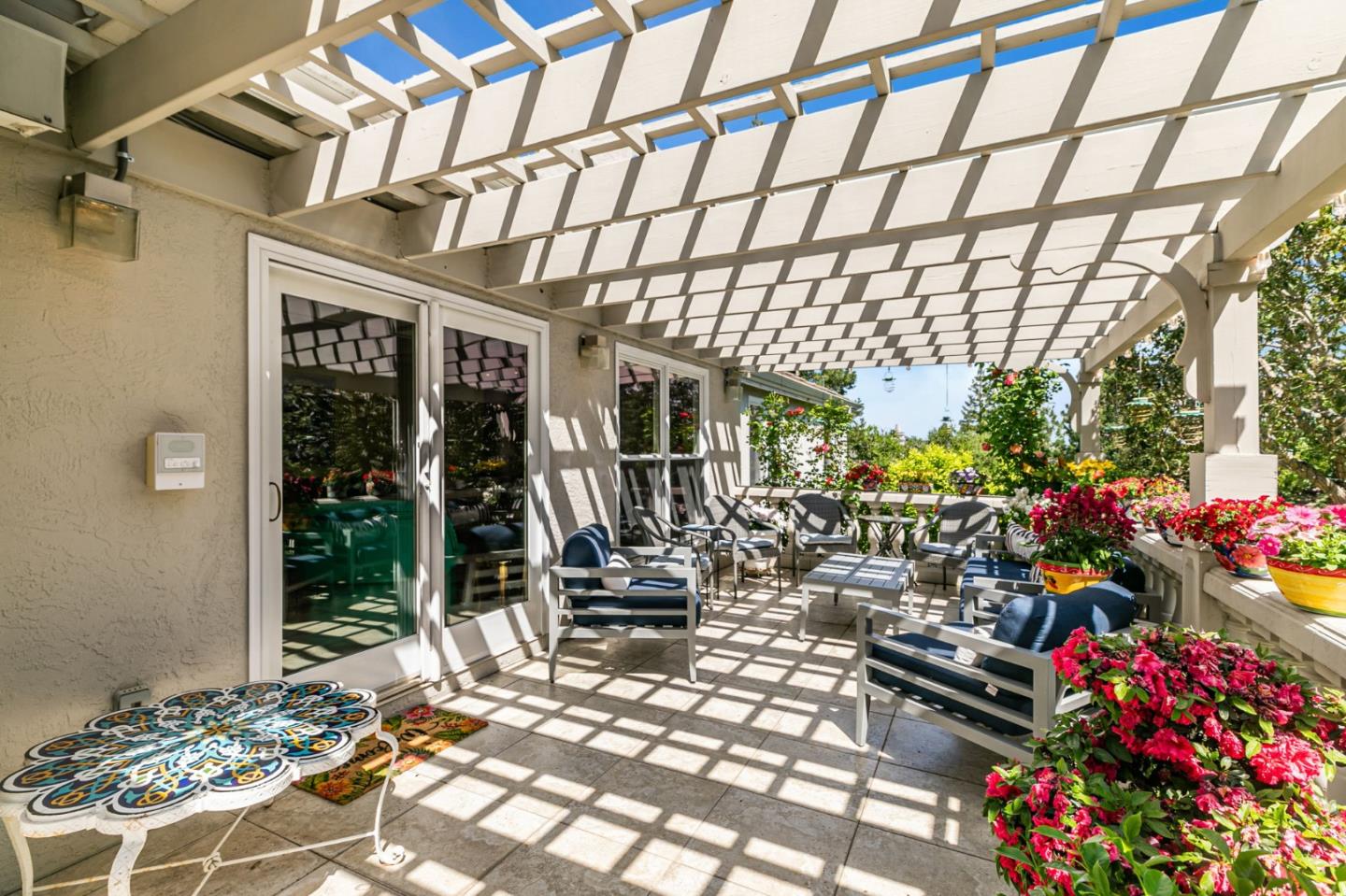Detail Gallery Image 27 of 69 For 12308 Crayside Ln, Saratoga,  CA 95070 - 5 Beds | 4/2 Baths