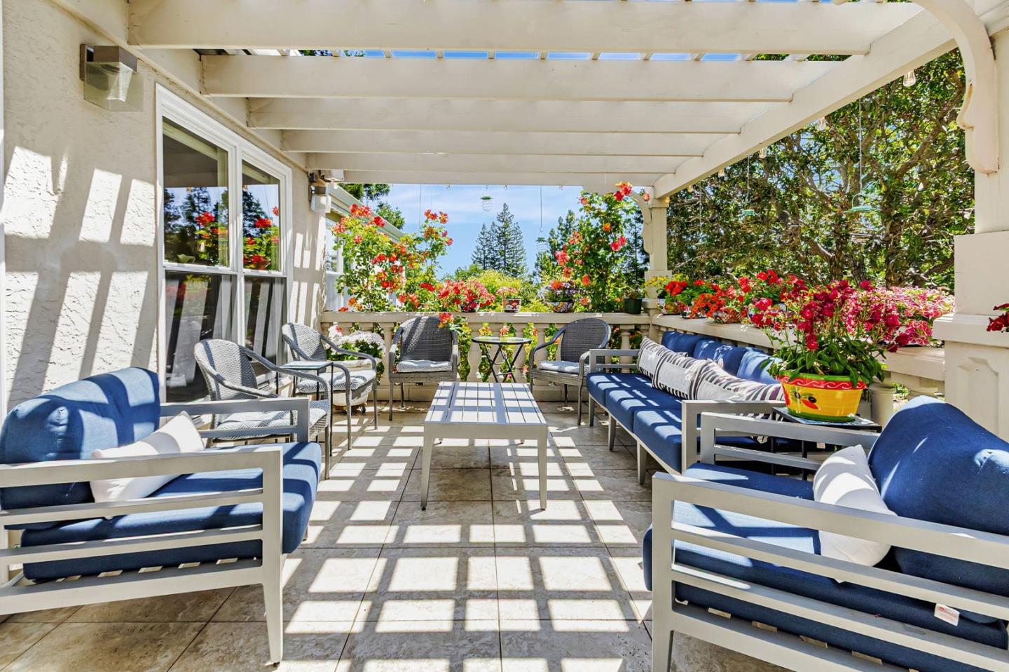 Detail Gallery Image 28 of 69 For 12308 Crayside Ln, Saratoga,  CA 95070 - 5 Beds | 4/2 Baths