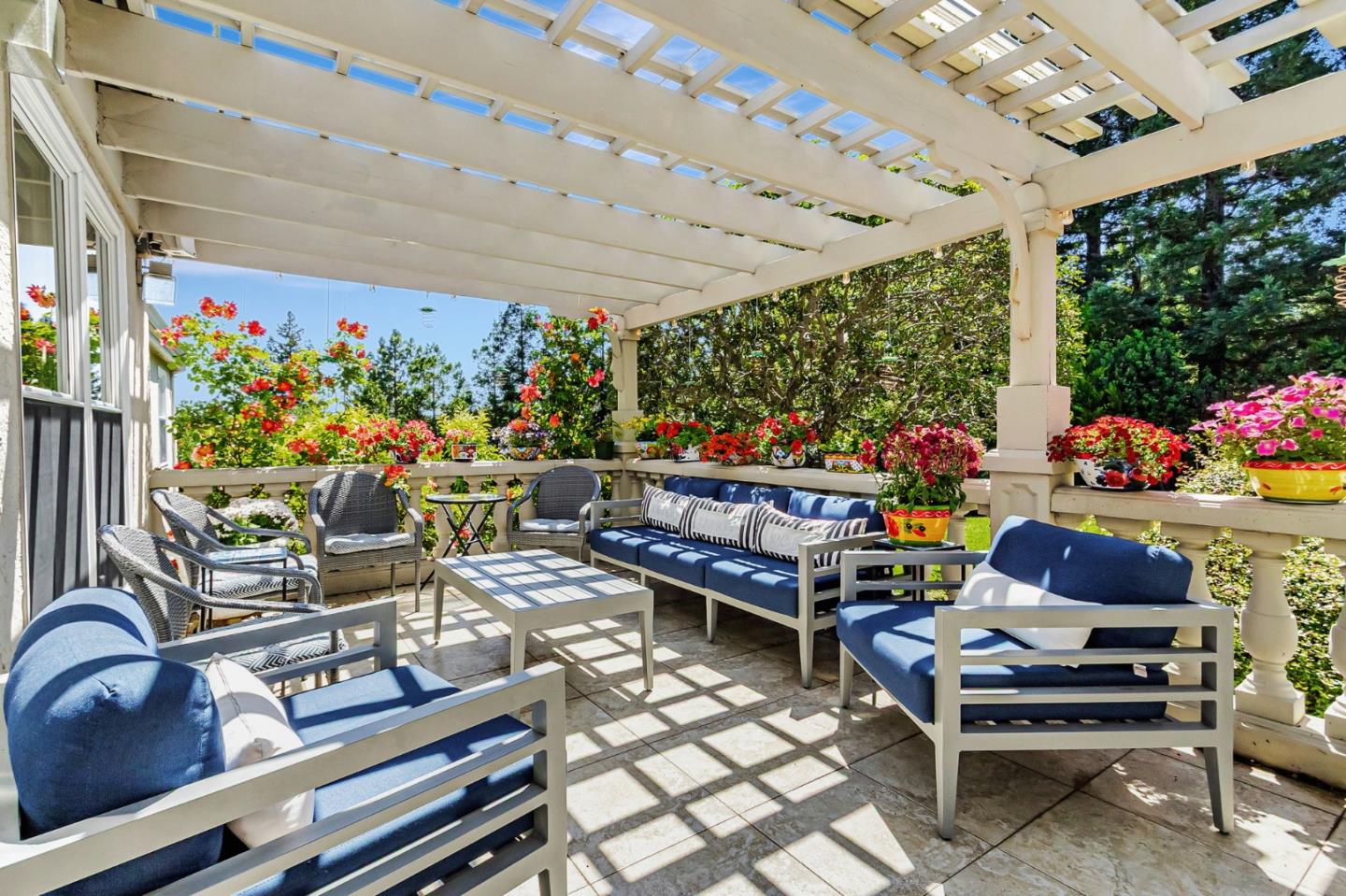 Detail Gallery Image 29 of 69 For 12308 Crayside Ln, Saratoga,  CA 95070 - 5 Beds | 4/2 Baths