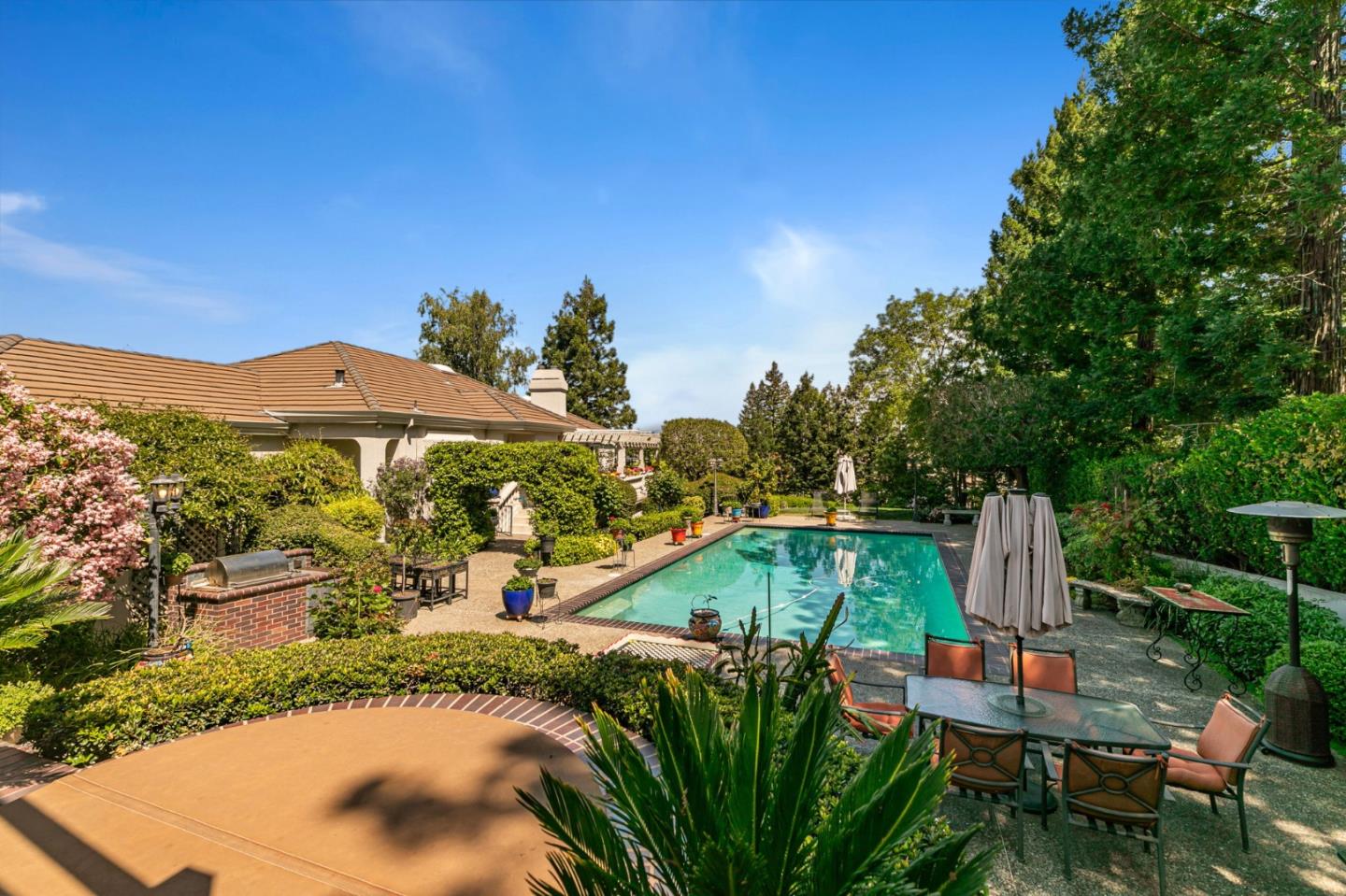 Detail Gallery Image 44 of 69 For 12308 Crayside Ln, Saratoga,  CA 95070 - 5 Beds | 4/2 Baths