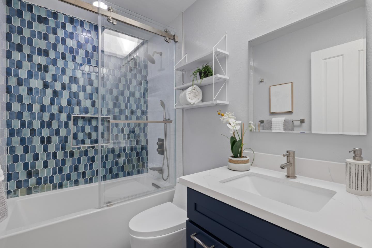 Detail Gallery Image 14 of 25 For 1573 Mallard Way, Sunnyvale,  CA 94087 - 4 Beds | 2 Baths