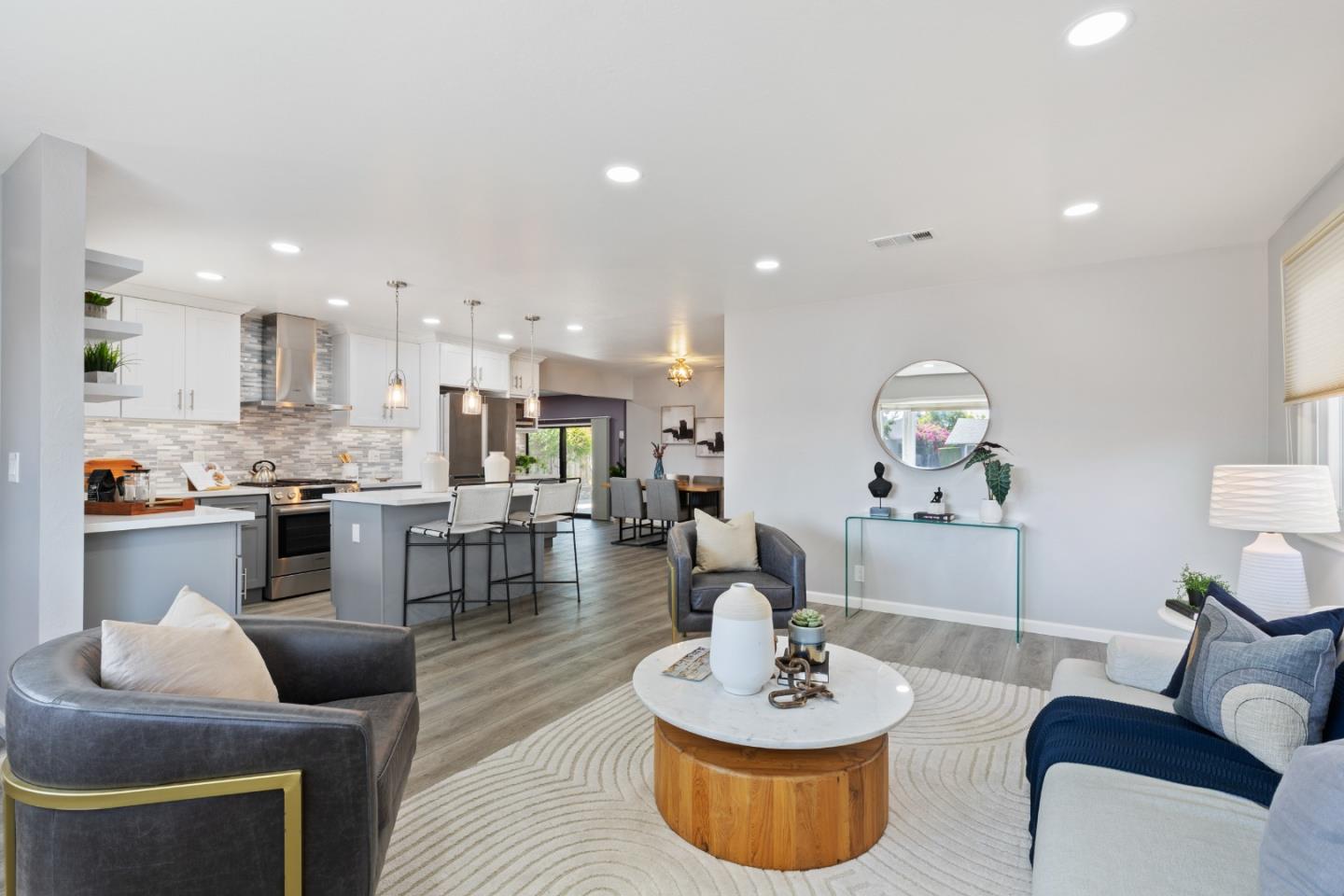 Detail Gallery Image 4 of 25 For 1573 Mallard Way, Sunnyvale,  CA 94087 - 4 Beds | 2 Baths