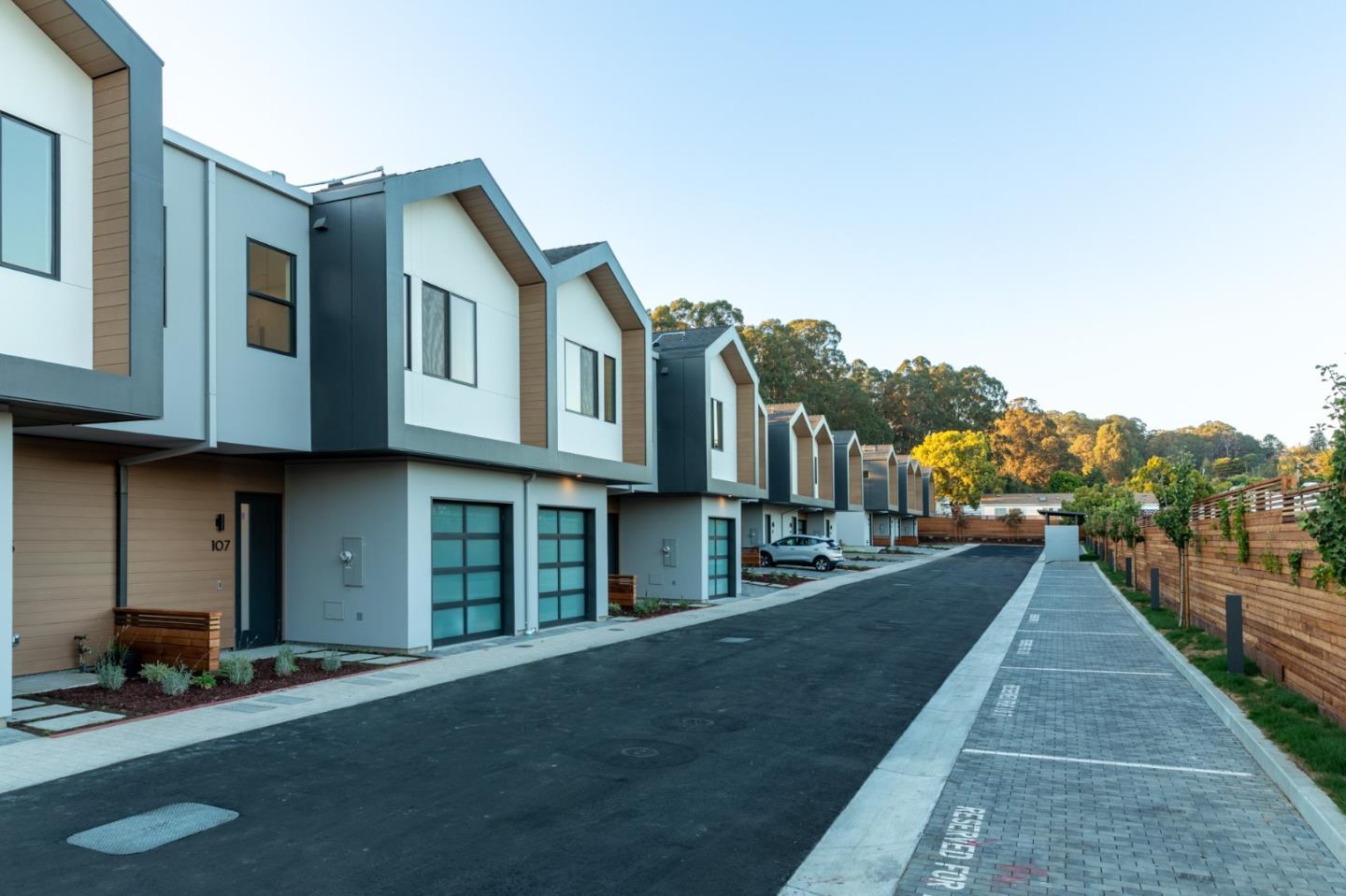 Detail Gallery Image 2 of 33 For 109 Darlington Ln, Soquel,  CA 95073 - 3 Beds | 2/1 Baths