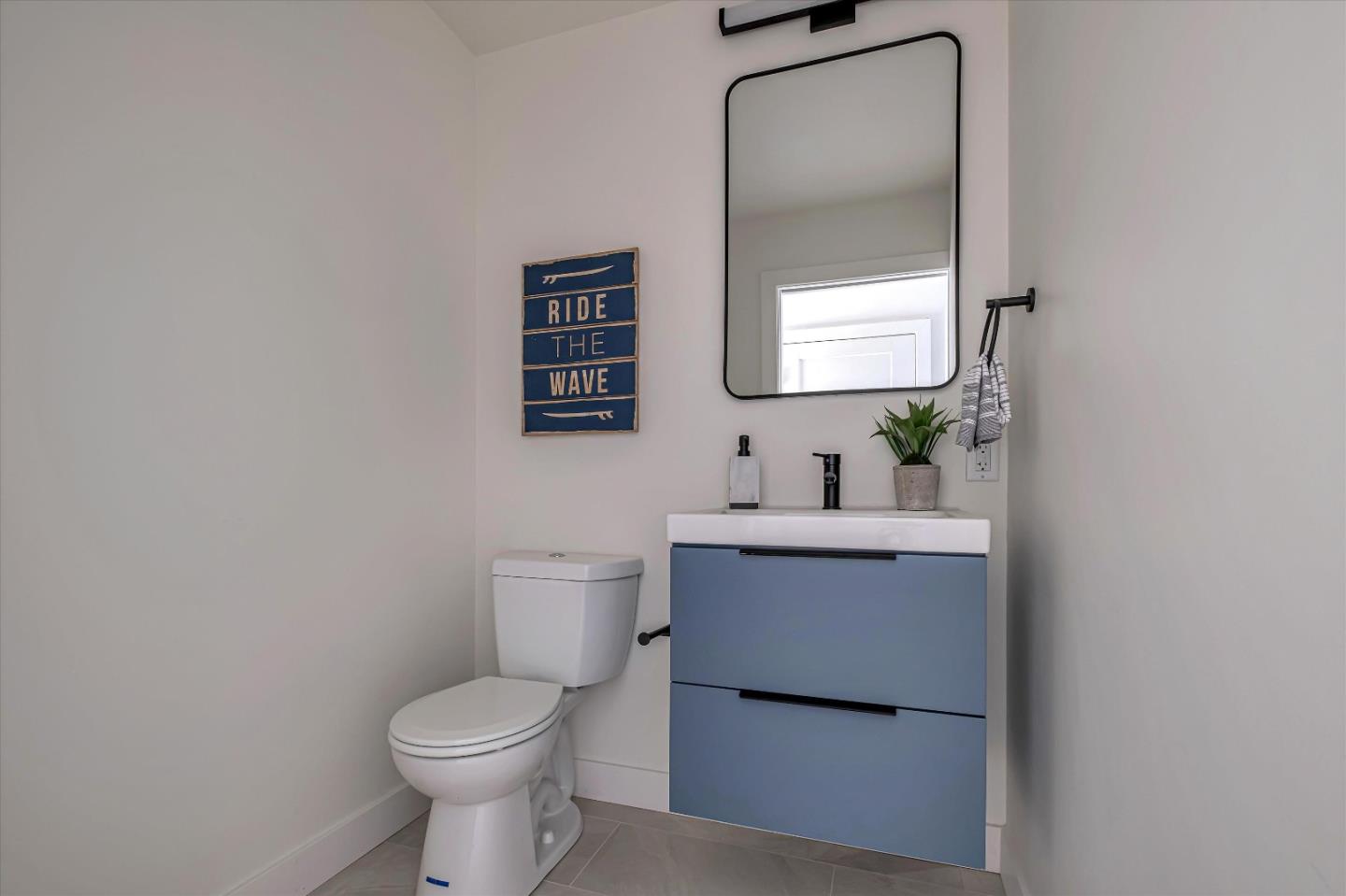 Detail Gallery Image 29 of 33 For 109 Darlington Ln, Soquel,  CA 95073 - 3 Beds | 2/1 Baths