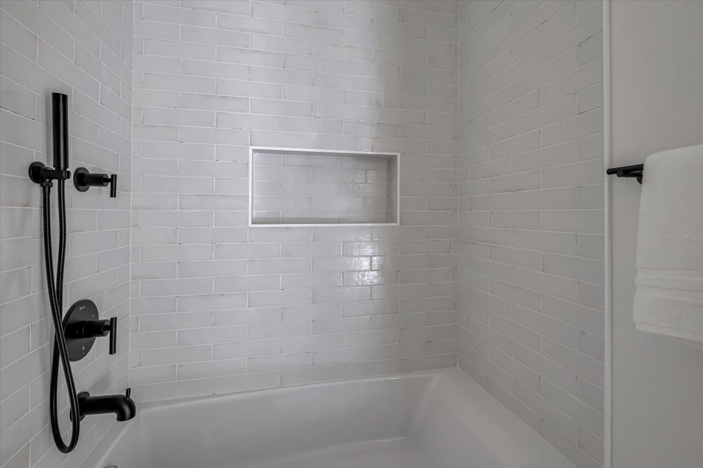Detail Gallery Image 31 of 33 For 109 Darlington Ln, Soquel,  CA 95073 - 3 Beds | 2/1 Baths
